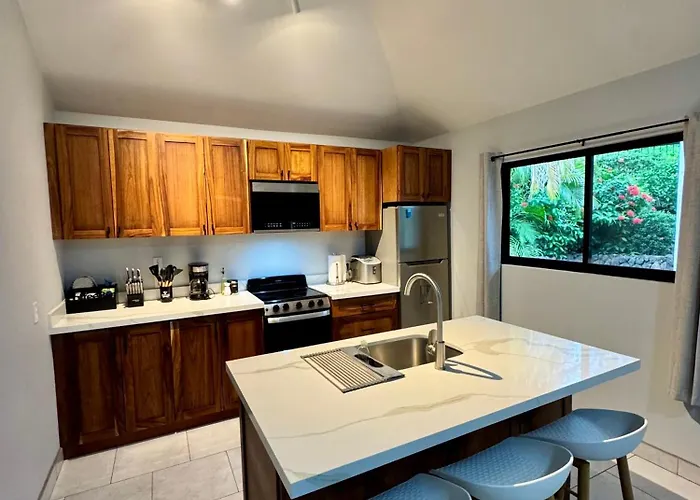 Family 2br Home-pool Access, 1 Min To Playas Del Coco Artola